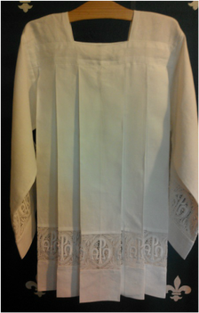 linen surplice, pleated, with optional lace